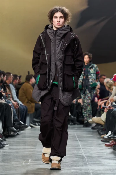 Look 45